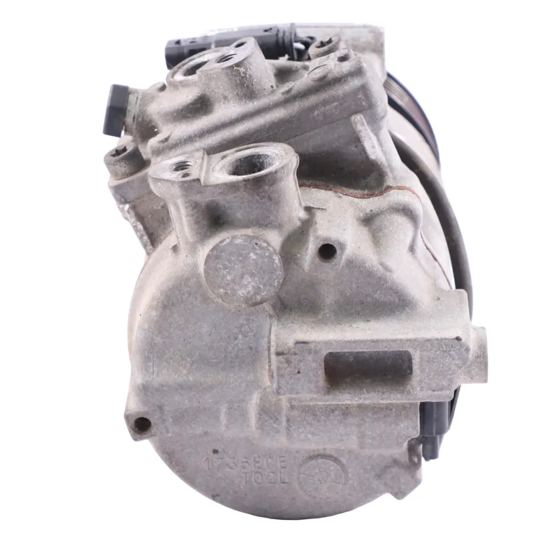 Klima Kompressor Klimaanlage A/C Pumpe für Mercedes W205 mit Teilenummer A0008304002 Mercedes W205 Klima Kompressor Klimaanlage A/C Pumpe - SKU A0008304002 - Teilenummer A0008304002