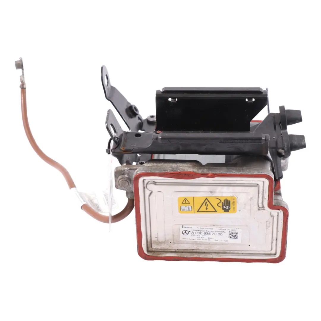 Nagrzewnica Wymiennik Ciepła do Mercedes GLX X253 o numerze A0008357300 Mercedes GLX X253 Nagrzewnica Wymiennik Ciepła - SKU A0008357300 - Numer Części A0008357300