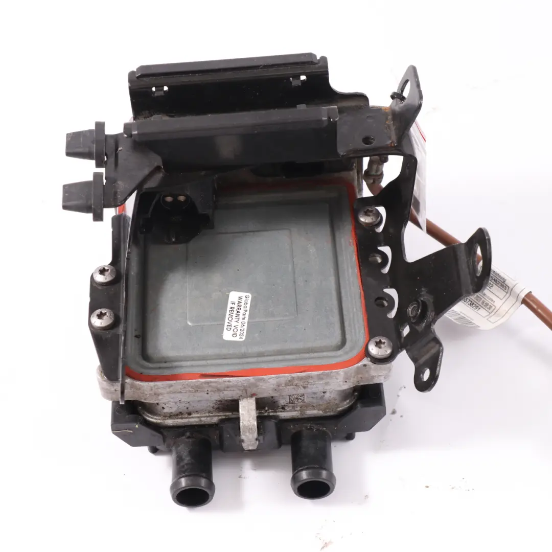 Nagrzewnica Wymiennik Ciepła do Mercedes GLX X253 o numerze A0008357300 Mercedes GLX X253 Nagrzewnica Wymiennik Ciepła - SKU A0008357300 - Numer Części A0008357300