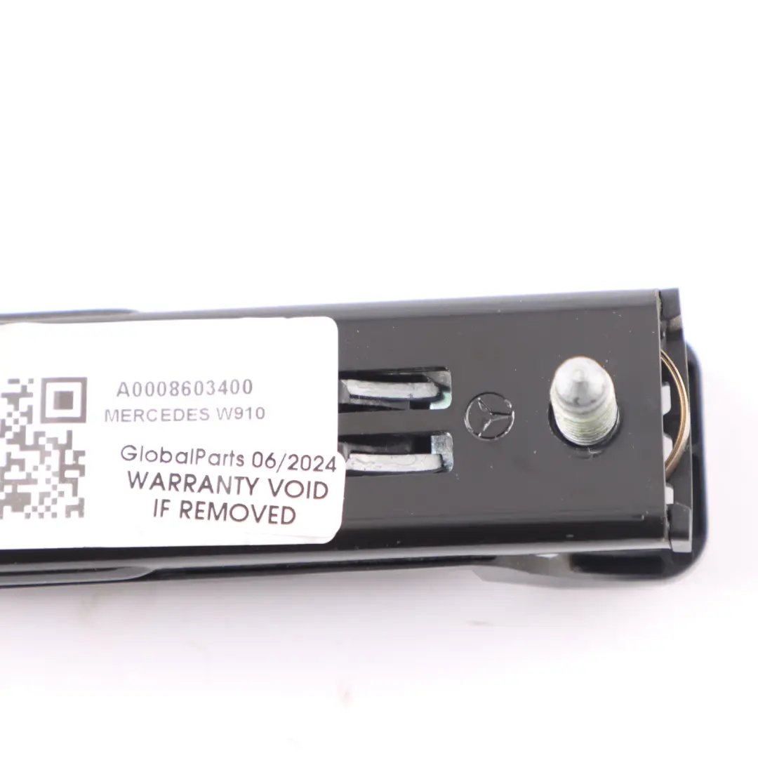 Regulador Altura Cinturón Seguridad Delantero Derecho para Mercedes W910 con número de pieza A0008603400 Mercedes W910 Regulador Altura Cinturón Seguridad Delantero Derecho - SKU A0008603400 - Número de pieza A0008603400