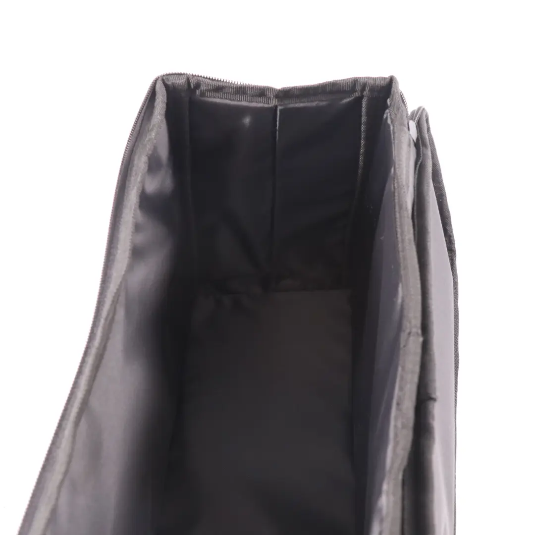 Ladekabeltasche Mercedes H243 H247 Plug-in Hybrid Ladeschale für mit Teilenummer A0008992761 Ladekabeltasche Mercedes H243 H247 Plug-in Hybrid Ladeschale - SKU A0008992761 - Teilenummer A0008992761