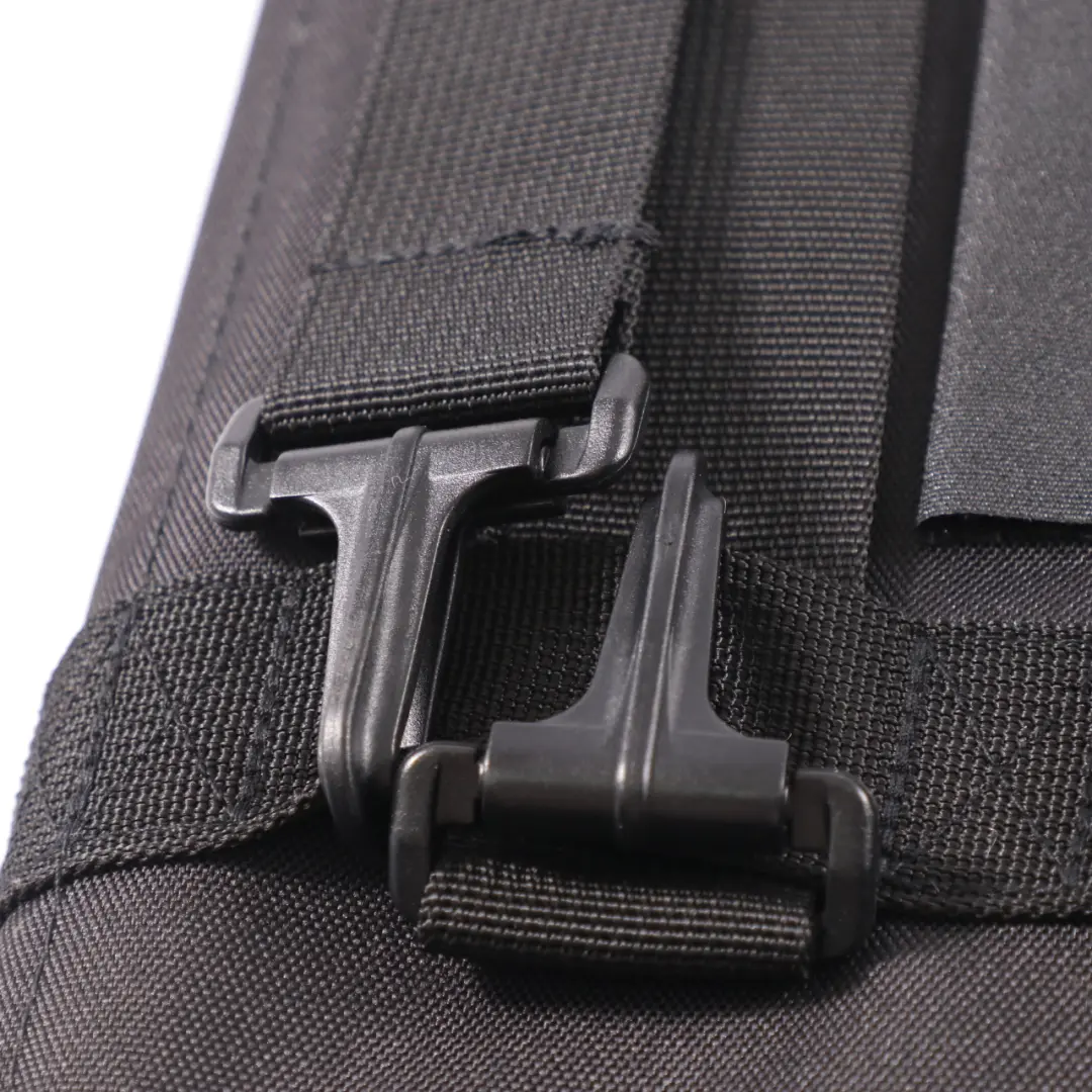 Sacoche câble charge Mercedes H243 H247 Plug-in Hybrid rechargeable pour à propos du numéro de pièce A0008992761 Sacoche câble charge Mercedes H243 H247 Plug-in Hybrid rechargeable - SKU A0008992761 - Numéro de pièce A0008992761