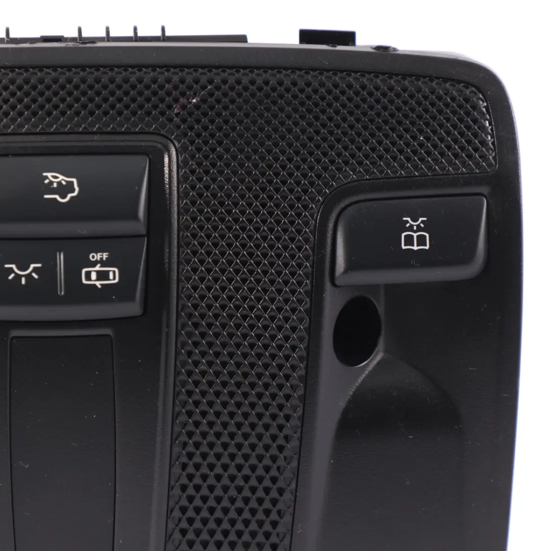 Mercedes GLA X156 Lampka Podsufitki Schowek Na Okulary Czarna - SKU A0009004108-1 - Numer Części A0009004108