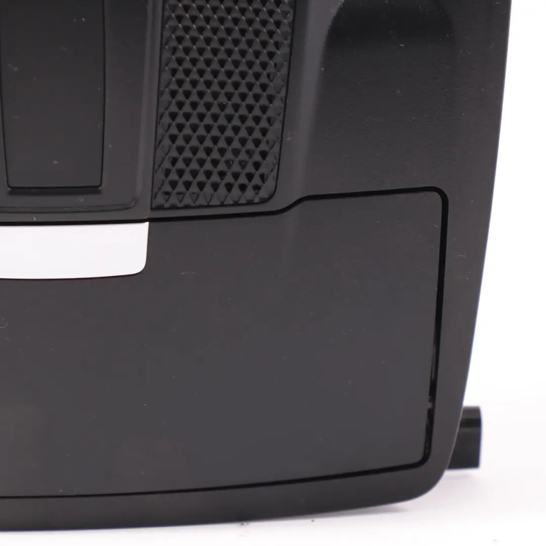 Mercedes GLA X156 Luz de Techo Panel Interior Gafas de Sol Almacenamiento Negro - SKU A0009004108-1 - Número de pieza A0009004108