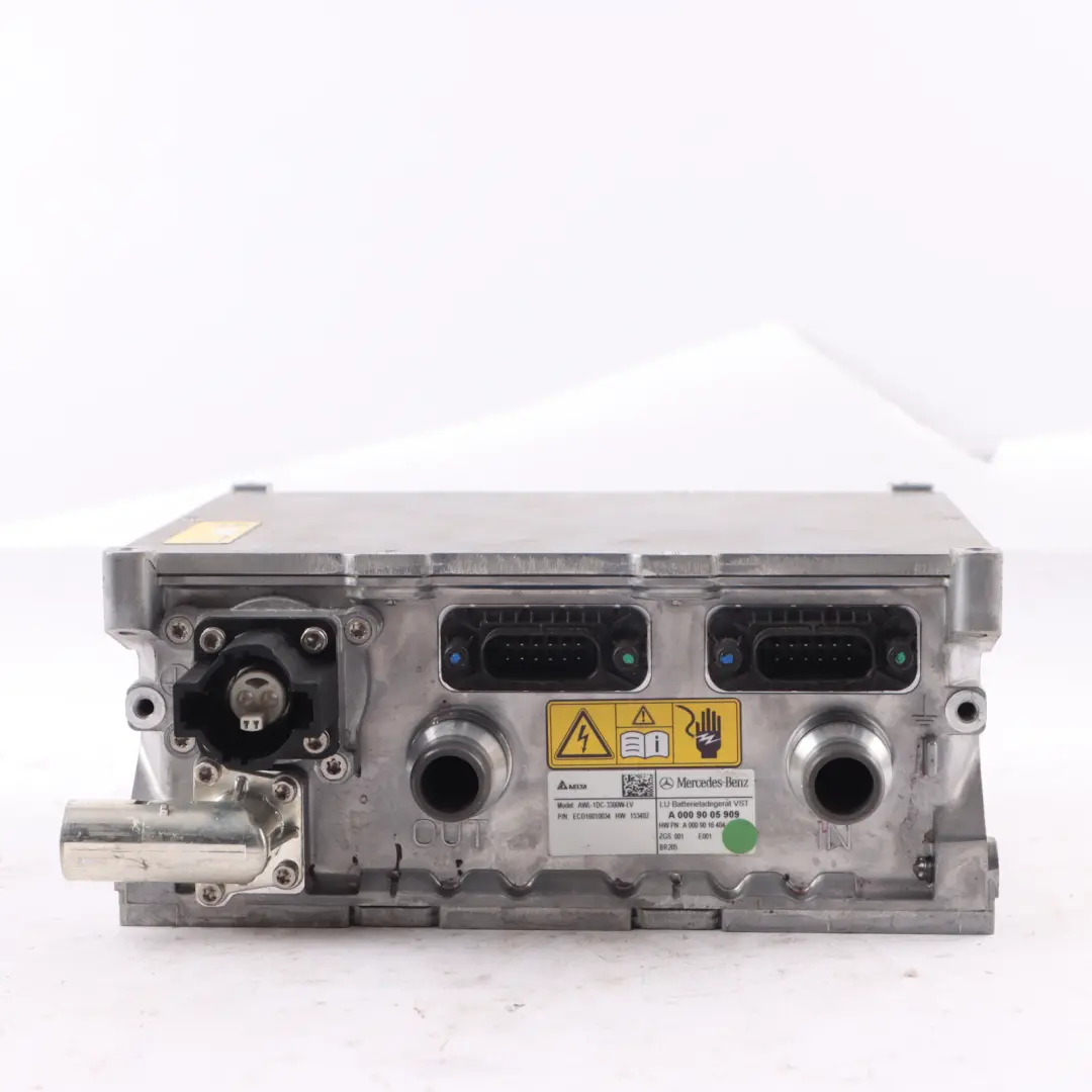 Charging Control Unit Module to Mercedes W205 Hybrid Battery with Part number A0009005909 Mercedes W205 Hybrid Battery Charging Control Unit Module - SKU A0009005909 - Part number A0009005909