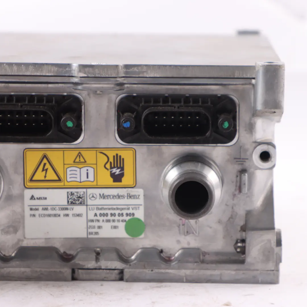 Charging Control Unit Module to Mercedes W205 Hybrid Battery with Part number A0009005909 Mercedes W205 Hybrid Battery Charging Control Unit Module - SKU A0009005909 - Part number A0009005909