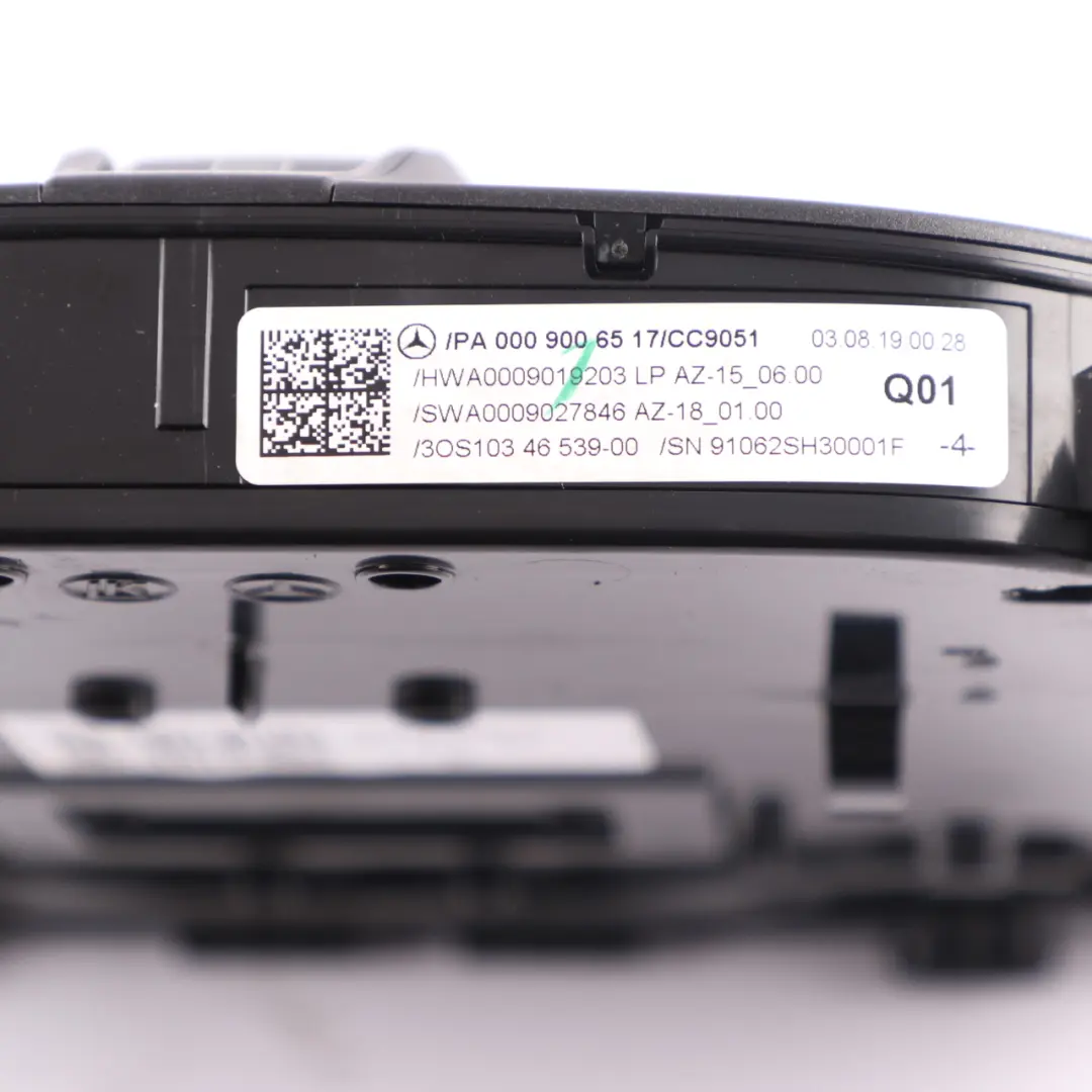 Interior Light Mercedes W213 W238 W463 Roof Lamp Control Panel Black to with Part number A0009006517 Interior Light Mercedes W213 W238 W463 Roof Lamp Control Panel Black - SKU A0009006517 - Part number A0009006517