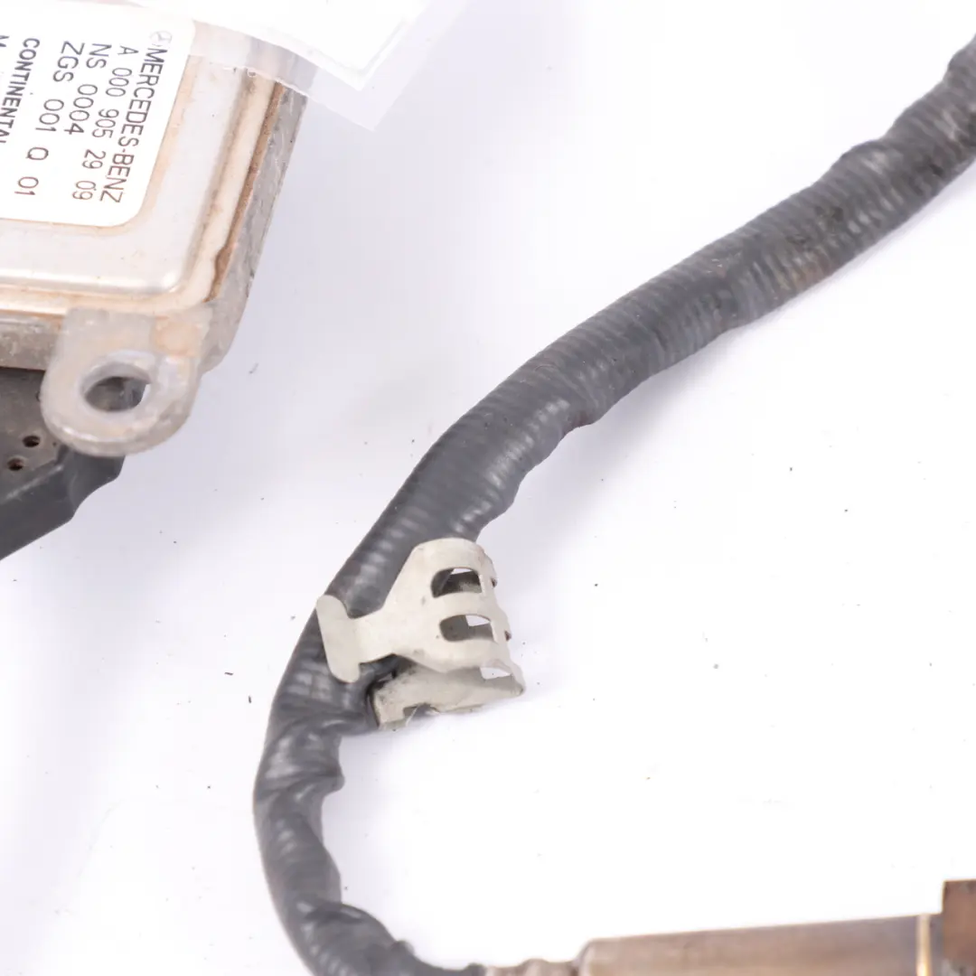 Nox Sensor Mercedes X253 W205 W447 Diesel OM651 Katalysator Sonde für mit Teilenummer A0009052909 Nox Sensor Mercedes X253 W205 W447 Diesel OM651 Katalysator Sonde - SKU A0009052909 - Teilenummer A0009052909