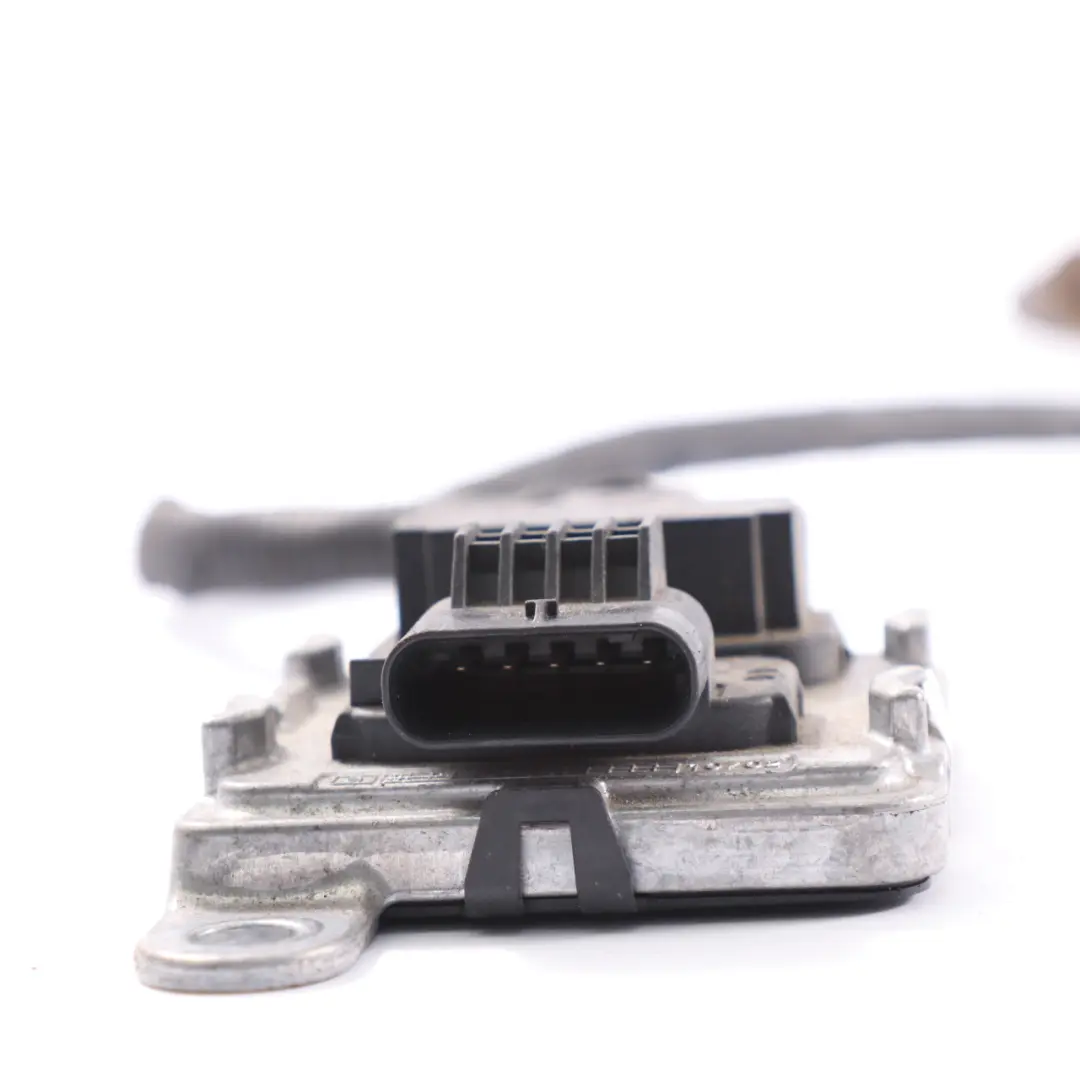 NOX Sensor Mercedes W177 W205 W907 Diesel Katalysator Sonde für mit Teilenummer A0009050914 NOX Sensor Mercedes W177 W205 W907 Diesel Katalysator Sonde - SKU A0009053119 - Teilenummer A0009050914