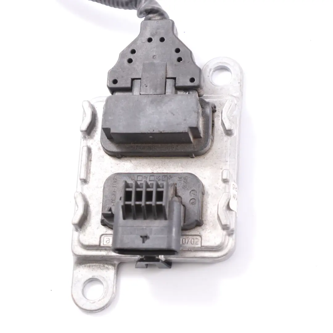 Capteur NOX Mercedes W177 W205 W907 Catalytique Diesel Sonde pour à propos du numéro de pièce A0009050914 Capteur NOX Mercedes W177 W205 W907 Catalytique Diesel Sonde - SKU A0009053119 - Numéro de pièce A0009050914