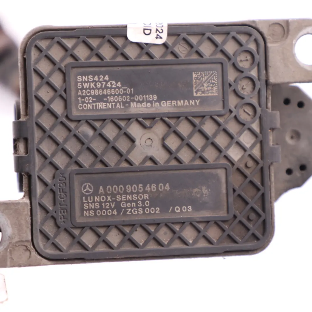 NOX Sensor Lambda Oxygen Probe to Mercedes W213 with Part number A0009054604 Mercedes W213 NOX Sensor Lambda Oxygen Probe - SKU A0009054604 - Part number A0009054604