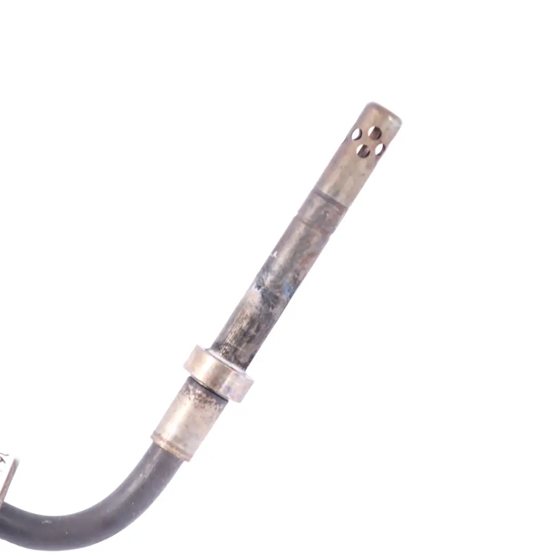 OM651 Czujnik Temperatury Spalin do Mercedes W204 W205 W212 o numerze A0009056804 Mercedes W204 W205 W212 OM651 Czujnik Temperatury Spalin - SKU A0009056804 - Numer Części A0009056804