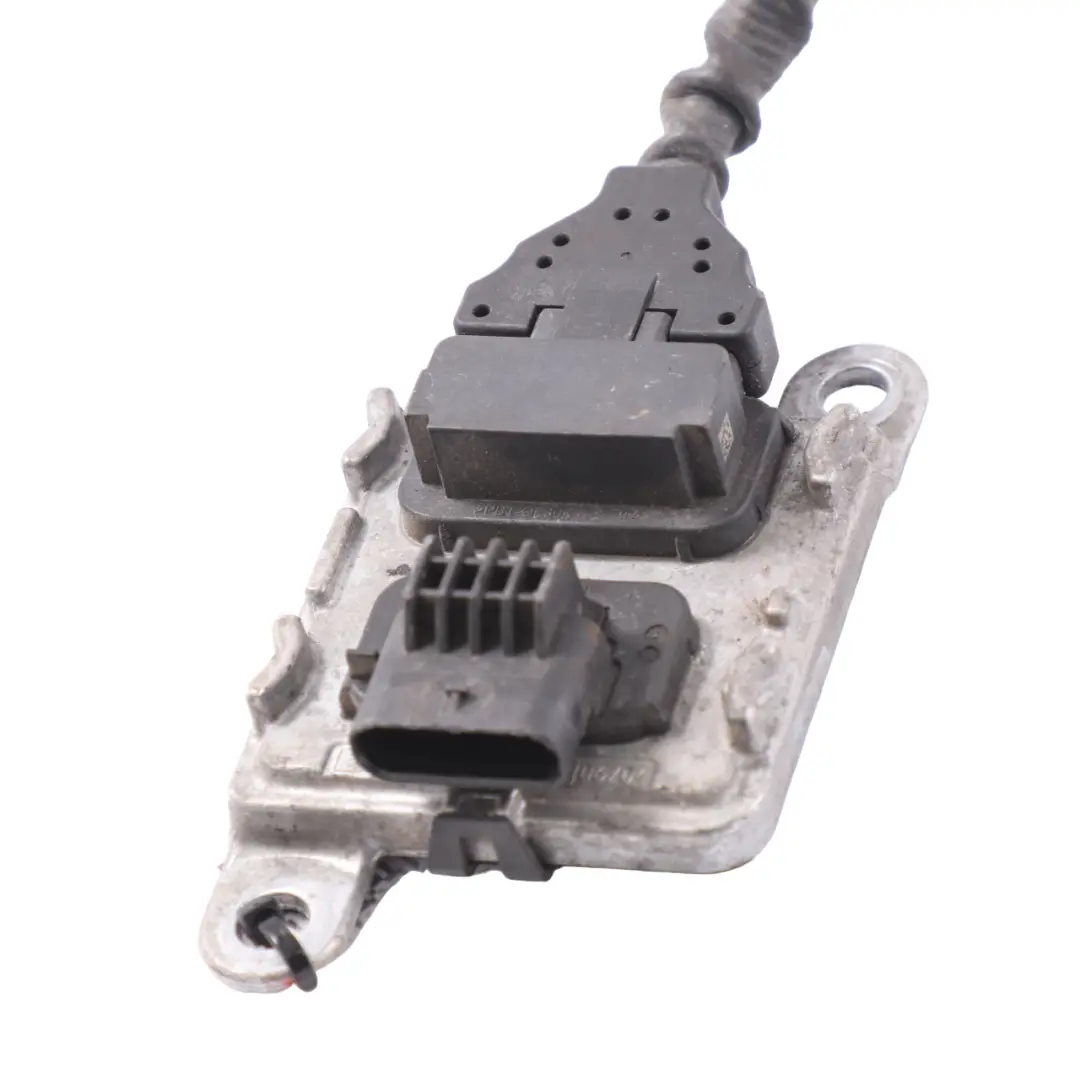 Sensore NOX Mercedes W907 W910 Convertitore Catalitico Sonda per con numero di parte A0009059112 Sensore NOX Mercedes W907 W910 Convertitore Catalitico Sonda - SKU A0009059112 - Numero di parte A0009059112