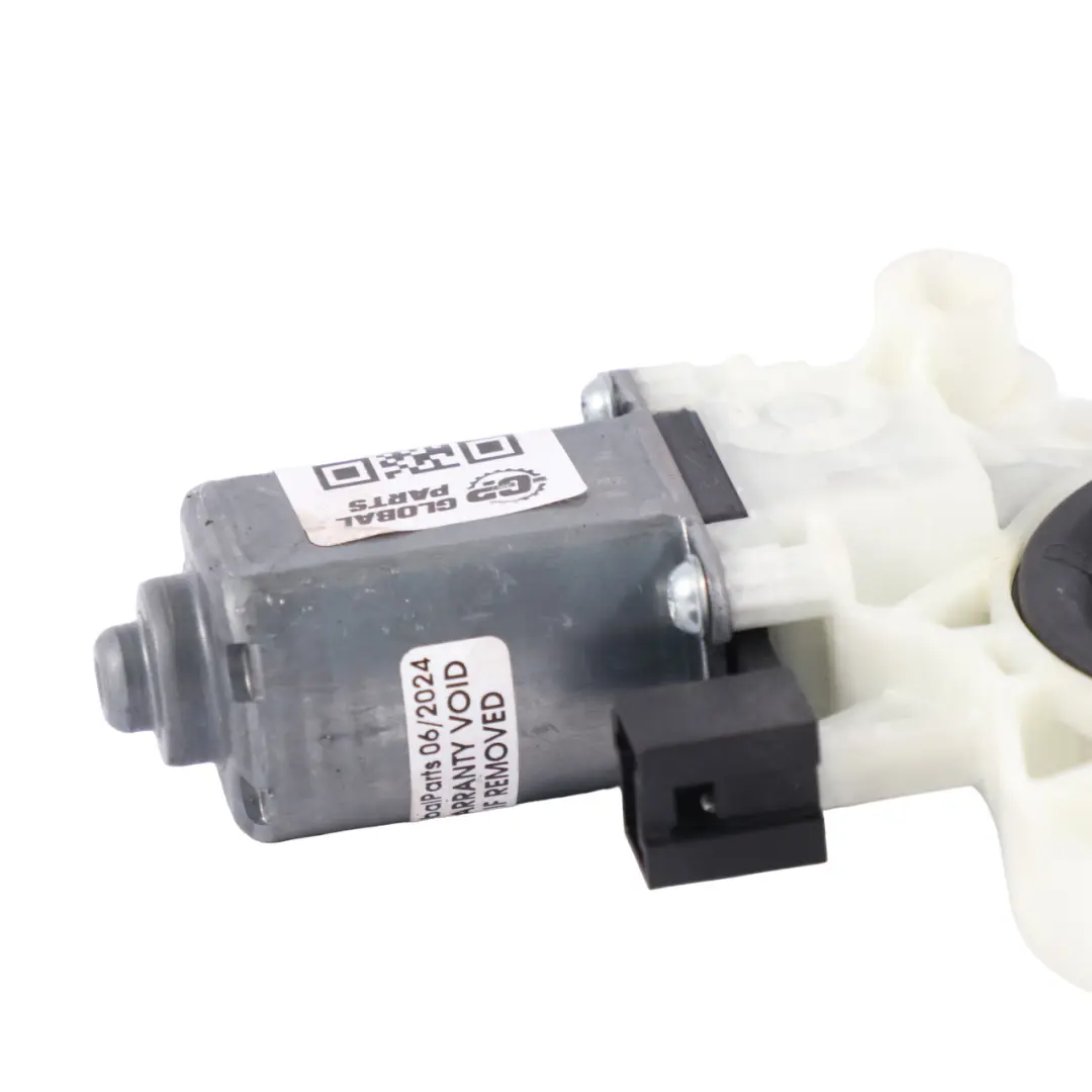 Mercedes W205 C200d Front Door Left N/S Window Lifter Motor - SKU A0009062910 - Part number A0009062910