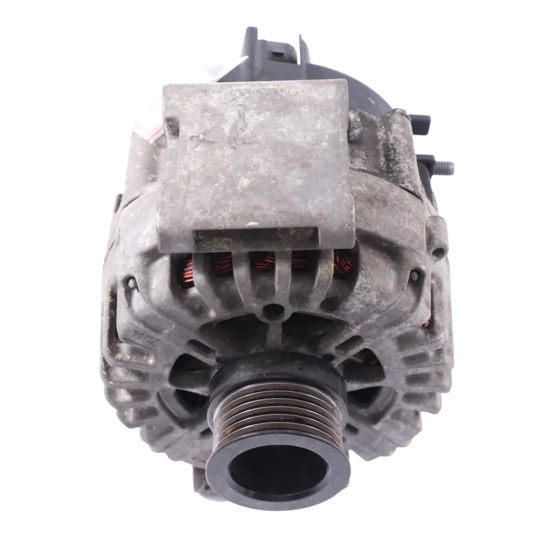 Alternator Valeo 180A do Mercedes W204 W212 Diesel o numerze A0009067900 Mercedes W204 W212 Diesel Alternator Valeo 180A - SKU A0009067900-2 - Numer Części A0009067900