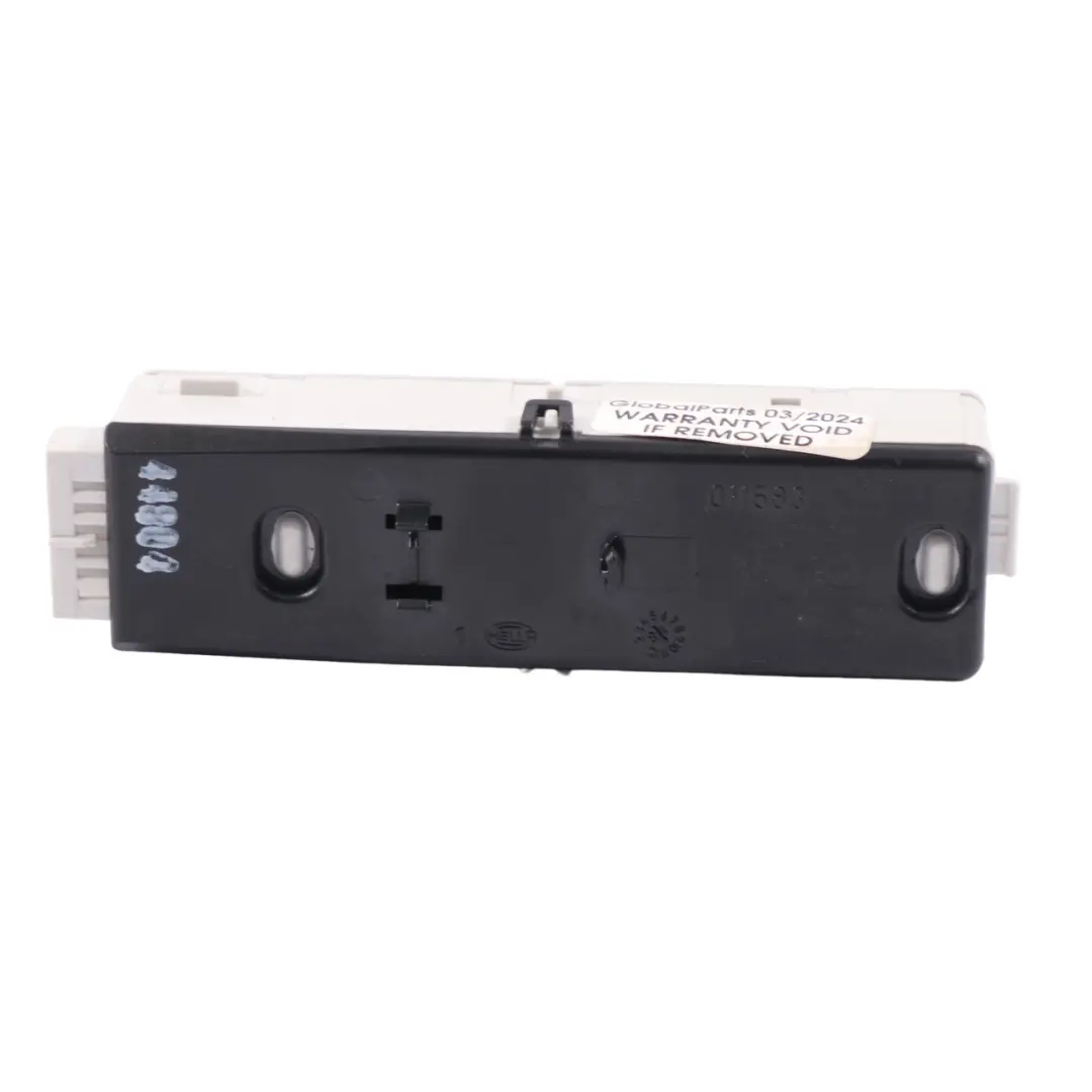 Mercedes X253 Lampe toit arrière droite interrupteur intérieur gris - SKU A0009069205 - Numéro de pièce A0009069205