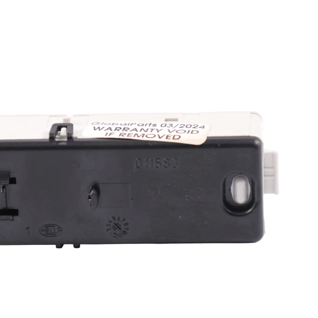 Mercedes X253 Lampe toit arrière droite interrupteur intérieur gris - SKU A0009069205 - Numéro de pièce A0009069205