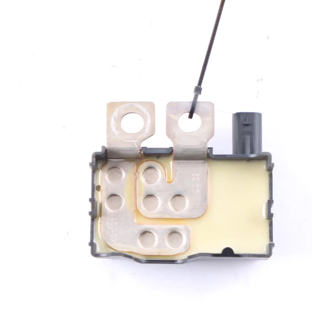 SAM Modulo Scatola Fusibili Relè Controllo Regolatore per Mercedes W906 con numero di parte A0009822223 Mercedes W906 SAM Modulo Scatola Fusibili Relè Controllo Regolatore - SKU A0009822223 - Numero di parte A0009822223