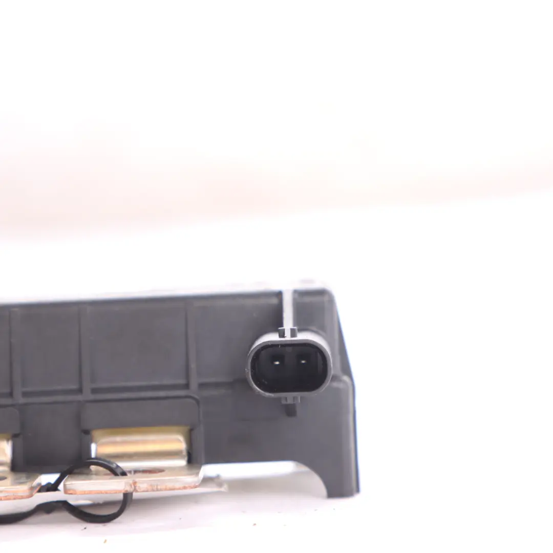SAM Module Fuse Box Relay Control Unit Regulator Mercedes W906 - SKU A0009822223 - Part number A0009822223