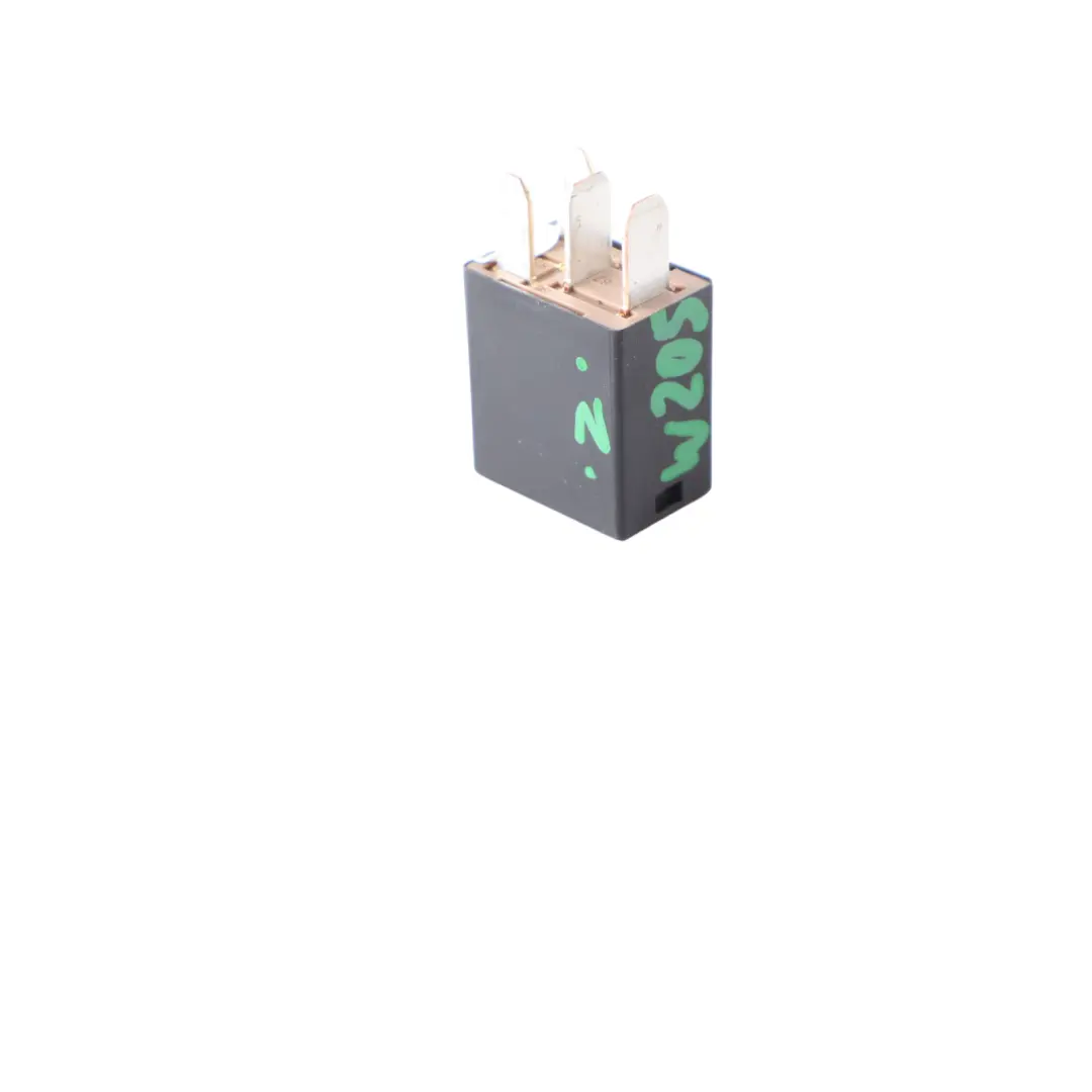Mercedes W156 W242 W246 W447 Relais 4-Pin Noir Hella - SKU A0009822523 - Numéro de pièce A0009822523