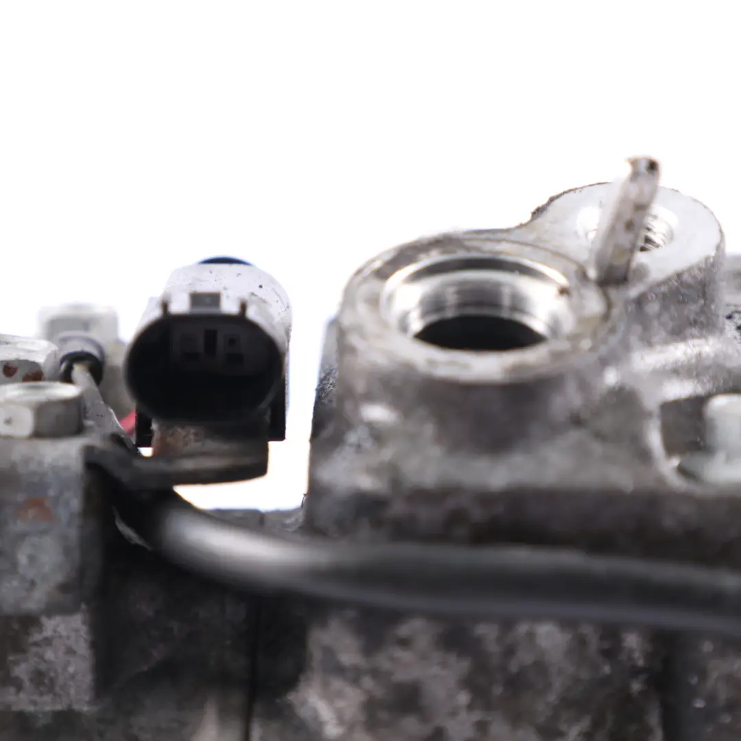 Unità compressore aria condizionata per Mercedes W164 W251 Diesel con numero di parte A0022305811 Mercedes W164 W251 Diesel Unità compressore aria condizionata - SKU A0022305811 - Numero di parte A0022305811