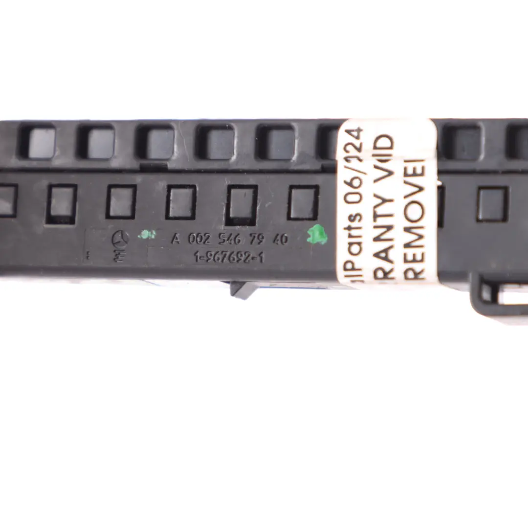  Steckdosen Gehäuse Mercedes W164 W203 W639 Armaturenbrett Kabel Baum - SKU A0025467940 - Teilenummer A0025467940