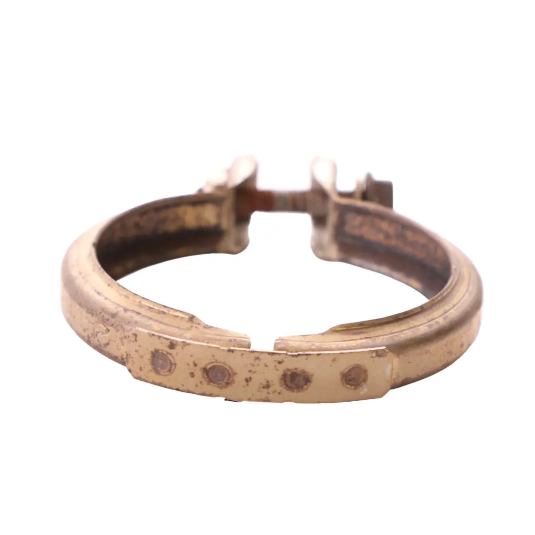 W907 Auspuffrohrschelle Schalldämpfer für Mercedes W177 W205 W213 W447 mit Teilenummer A0029954702 Mercedes W177 W205 W213 W447 W907 Auspuffrohrschelle Schalldämpfer - SKU A0029954702 - Teilenummer A0029954702