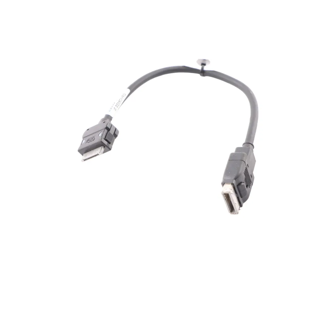 Cavo Ipod Iphone Interfaccia Media per Mercedes X156 con numero di parte A0038270204 Mercedes X156 Cavo Ipod Iphone Interfaccia Media - SKU A0038270204 - Numero di parte A0038270204