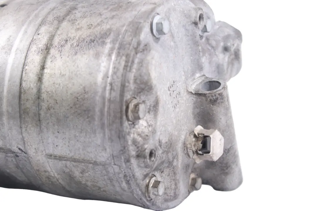 Kältemittel Kompressor Klimatisierungs Pumpe für Mercedes W212 mit Teilenummer A003830166349,0 Mercedes W212 Kältemittel Kompressor Klimatisierungs Pumpe - SKU A0038301660 - Teilenummer A003830166349,0