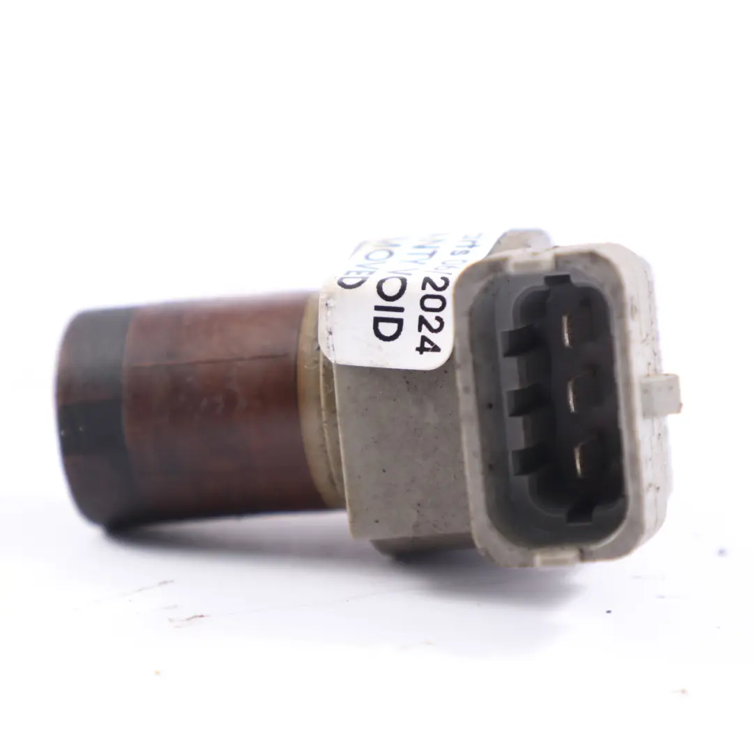 Shaft Mercedes W202 W210 C215 Camshaft Position Sensor to Cam with Part number A0041531328 Cam Shaft Mercedes W202 W210 C215 Camshaft Position Sensor - SKU A0041531328 - Part number A0041531328