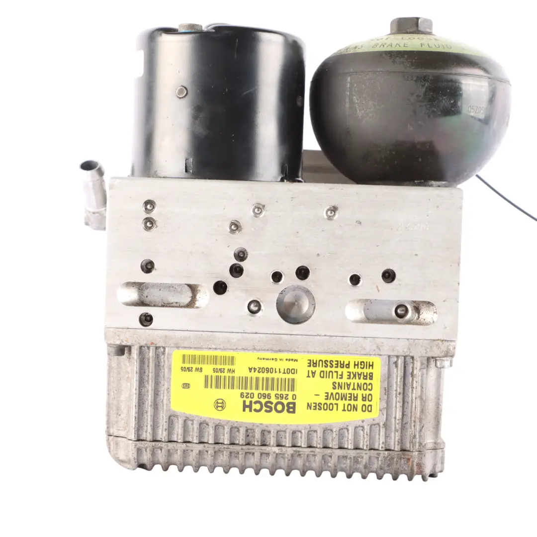 ABS SBC Pump Control Module to Mercedes C219 with Part number A0054318012 Mercedes C219 ABS SBC Pump Control Module - SKU A0054318012 - Part number A0054318012