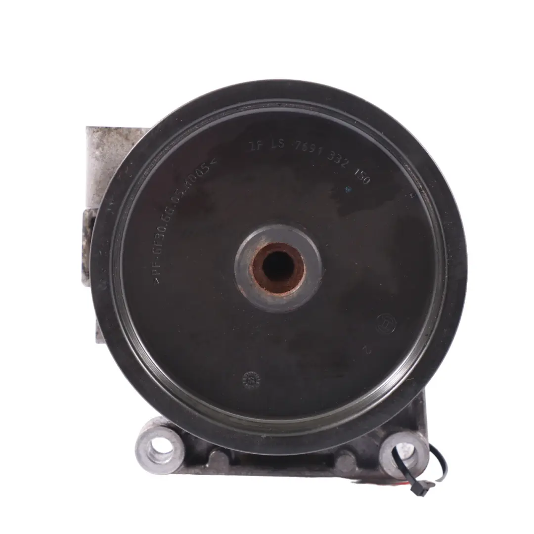 Mercedes W204 C207 OM651 Diesel Unité pompe direction assistée - SKU A0064661501-2 - Numéro de pièce A0064661501