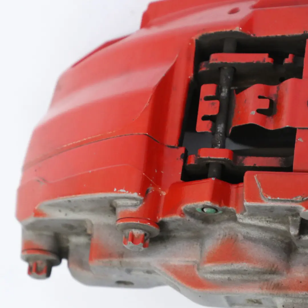 Etrier de frein Mercedes W205 C 300 AMG Etrier avant gauche Rouge pour à propos du numéro de pièce A0114219798 Etrier de frein Mercedes W205 C 300 AMG Etrier avant gauche Rouge - SKU A0114219798-1 - Numéro de pièce A0114219798