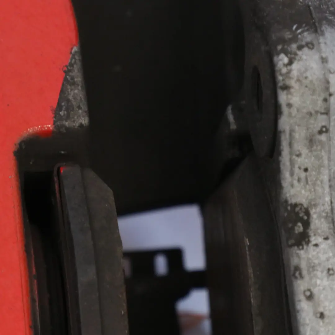 Pinza freno Mercedes W205 C 300 AMG Pinza anteriore destra Rosso per con numero di parte A0114219898 Pinza freno Mercedes W205 C 300 AMG Pinza anteriore destra Rosso - SKU A0114219898-1 - Numero di parte A0114219898