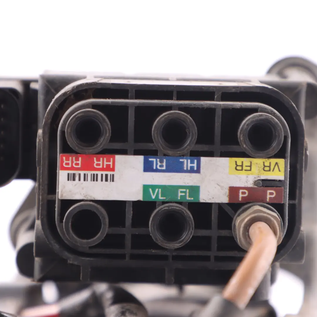 Compressor Mercedes W205 W213 C238 Air Suspension Pump Control Unit A2133200104 to with Part number A0993200004 Compressor Mercedes W205 W213 C238 Air Suspension Pump Control Unit A2133200104 - SKU A0993200004-1 - Part number A0993200004