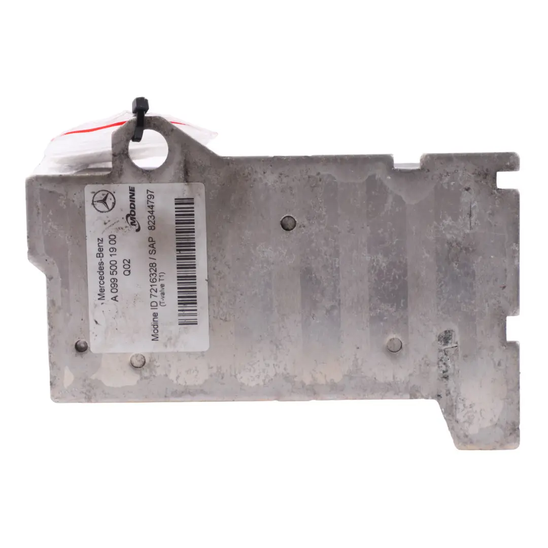Mercedes W205 Radiatore olio cambio trasmissione - SKU A0995001900 - Numero di parte A0995001900