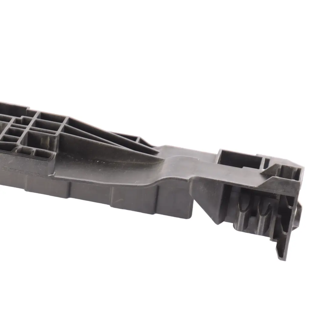 Mercedes W205 Support Radiateur Gauche - SKU A0995040140 - Numéro de pièce A0995040140