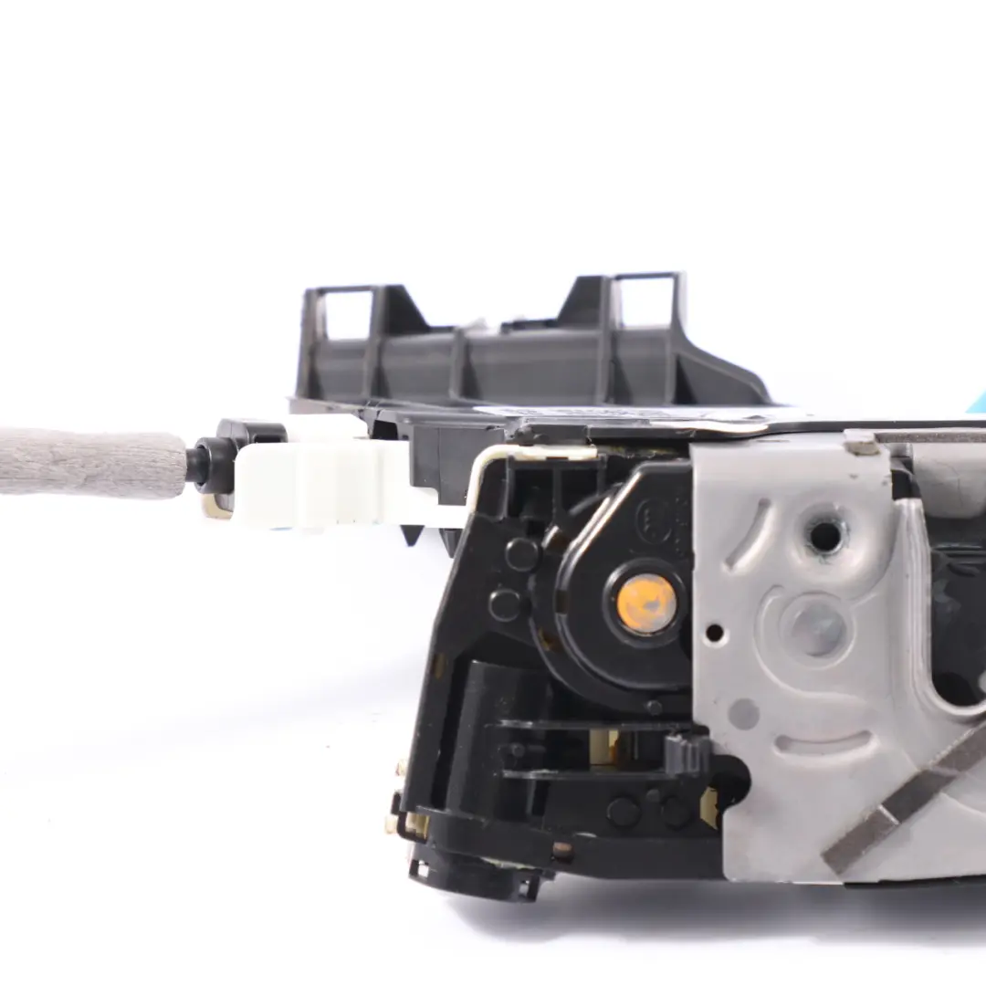 Türschloss Mercedes C117 Hintertür Rechts Schließmechanismus für mit Teilenummer A0997306000 Türschloss Mercedes C117 Hintertür Rechts Schließmechanismus - SKU A0997306000-1 - Teilenummer A0997306000