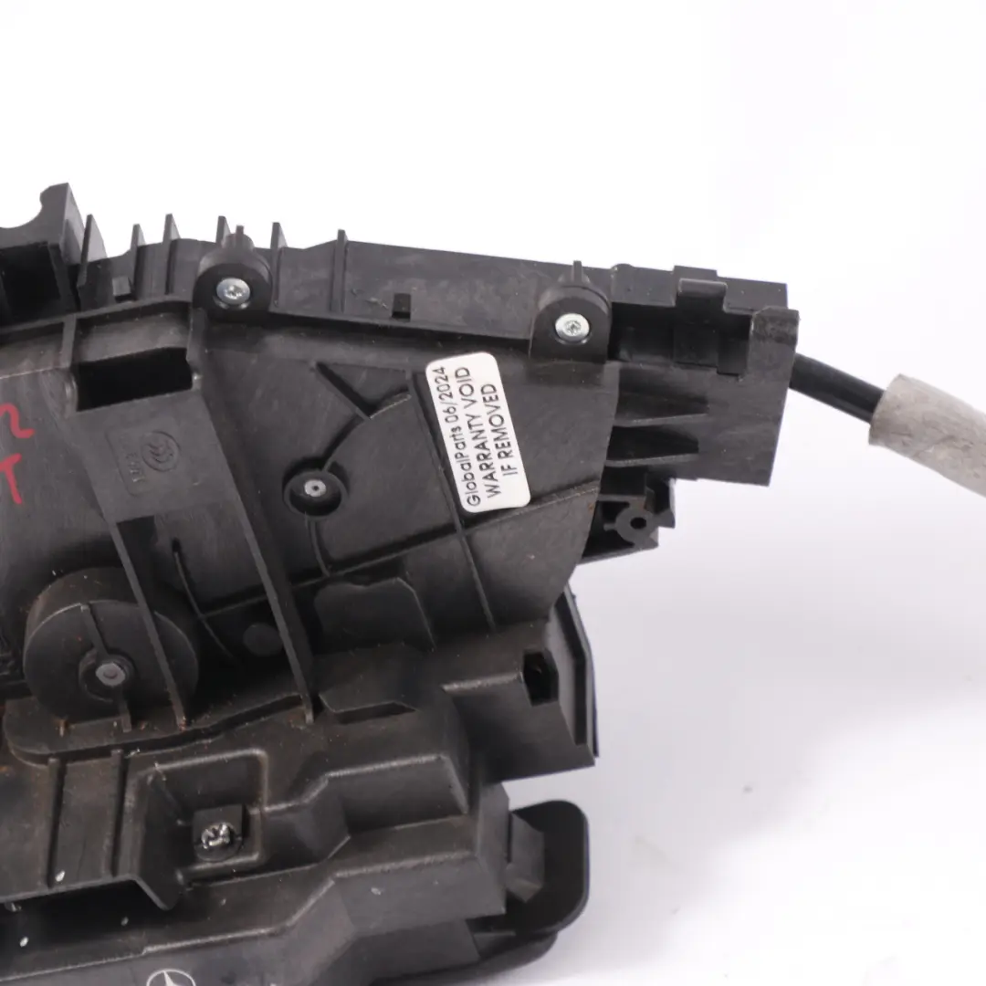 Actuador del mecanismo cierre puerta trasera derecha Mercedes W213 A2220064099 para con número de pieza A0997309600 Actuador del mecanismo cierre puerta trasera derecha Mercedes W213 A2220064099 - SKU A0997309600-3 - Número de pieza A0997309600