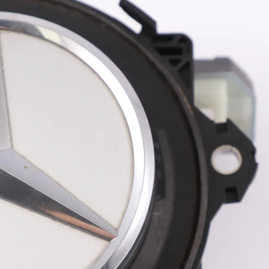 couvercle coffre ouvert Caméra arrière Argent Iridium - 775 pour Mercedes C118 C253 à propos du numéro de pièce A0997503300 Mercedes C118 C253 couvercle coffre ouvert Caméra arrière Argent Iridium - 775 - SKU A0997503300-IRS - Numéro de pièce A0997503300