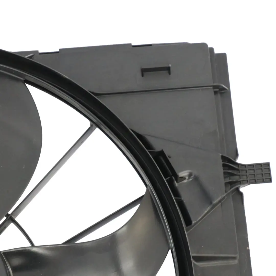 W253 Vito W447 Kühler Motor Kühlung Einheit 600W für Mercedes W213 mit Teilenummer A0999063902 Mercedes W213 W253 Vito W447 Kühler Motor Kühlung Einheit 600W - SKU A0999063902-1 - Teilenummer A0999063902