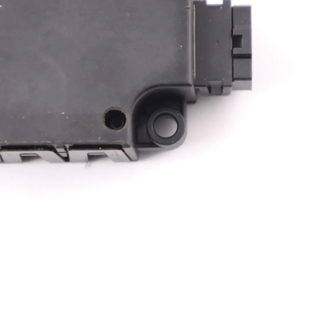 Heater Ventilation Blower Flap Motor Fan Unit to Mercedes W205 W213 with Part number A0999067402 Mercedes W205 W213 Heater Ventilation Blower Flap Motor Fan Unit - SKU A0999067402 - Part number A0999067402