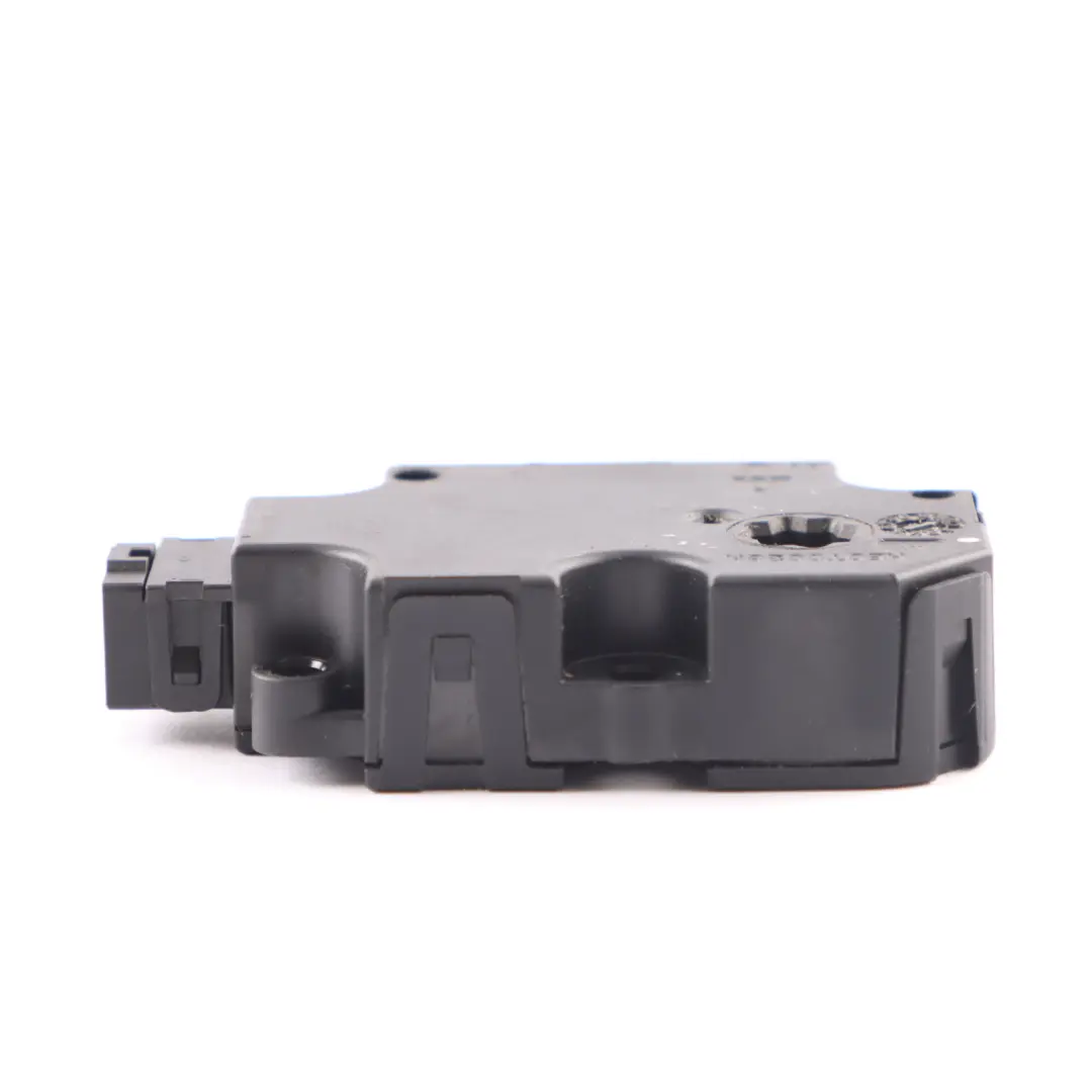 Mercedes W205 W213 Chauffage Ventilation Moteur Ventilateur - SKU A0999067402 - Numéro de pièce A0999067402