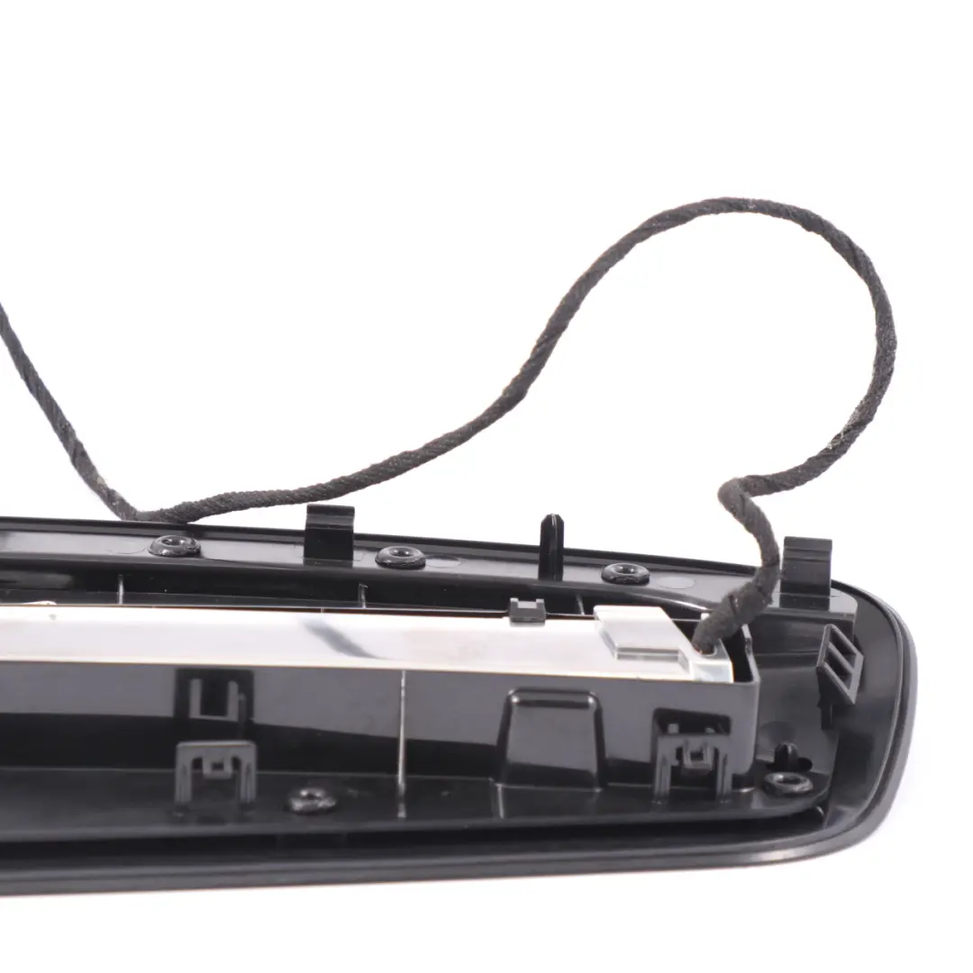 Mercedes W205 W213 Tylne Dodatkowe Światło Stopu Lampka - SKU A0999067500 - Numer Części A0999067500