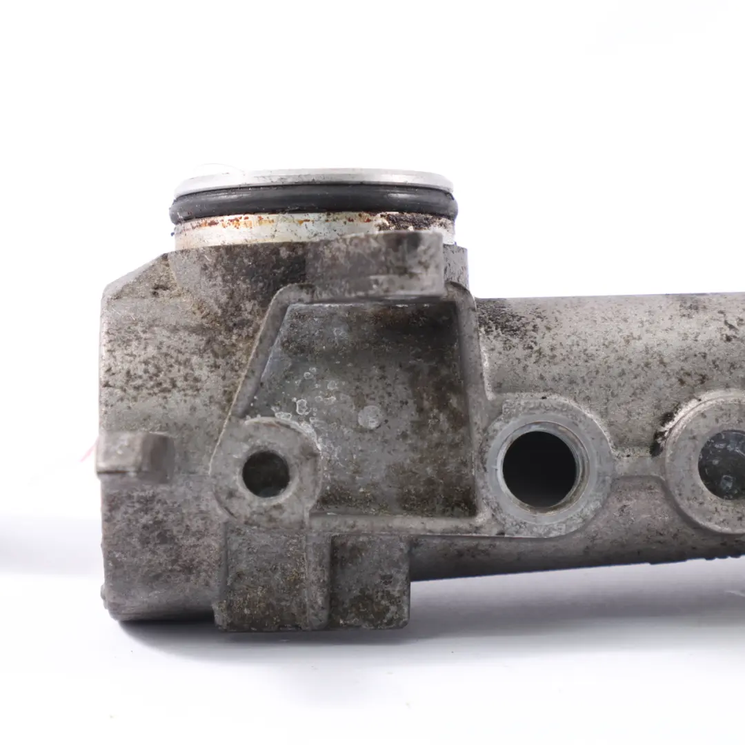 Carcasa termostato Mercedes W202 W203 W210 Gasolina M111 Tubo A1112030573 - SKU A1112001303-2 - Número de pieza A1112001303