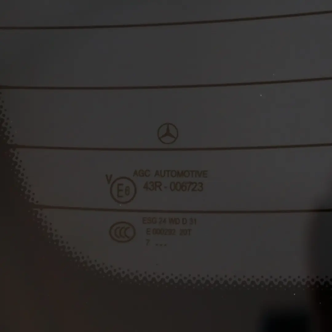 Szyba Tylna Przyciemniana ESG Czarna do Mercedes CLA C117 o numerze A1176700480 Mercedes CLA C117 Szyba Tylna Przyciemniana ESG Czarna - SKU A1176700480 - Numer Części A1176700480