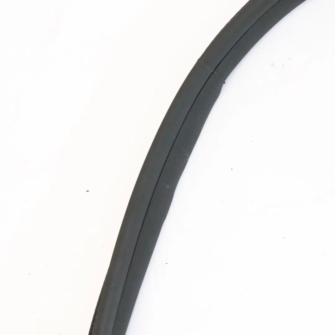 Sello de puerta Guardabarros trasero derecho izquierdo para Mercedes CLA C117 Coupe con número de pieza A1176920176 Mercedes CLA C117 Coupe Sello de puerta Guardabarros trasero derecho izquierdo - SKU A1176920176 - Número de pieza A1176920176