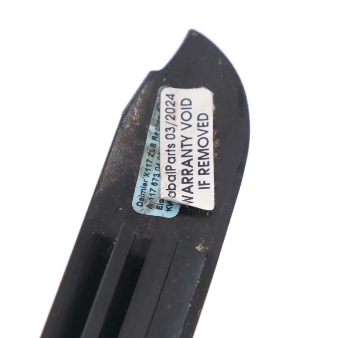 Moulure de fenêtre arrière droite gauche Set pour Mercedes CLA 250 X117 à propos du numéro de pièce A1176730400 Mercedes CLA 250 X117 Moulure de fenêtre arrière droite gauche Set - SKU A1176930400 - Numéro de pièce A1176730400