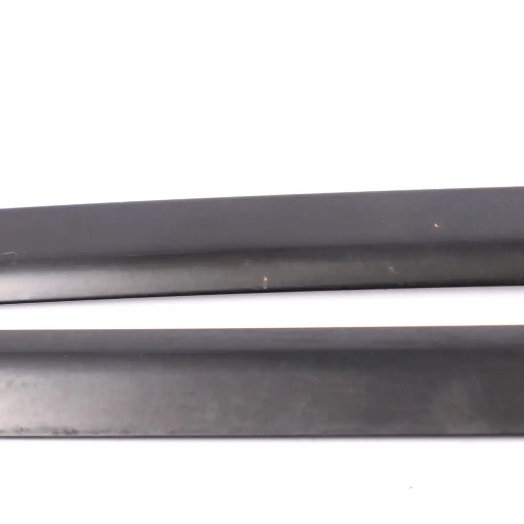 Mercedes CLA 250 X117 Moulure de fenêtre arrière droite gauche Set - SKU A1176930400 - Numéro de pièce A1176730400