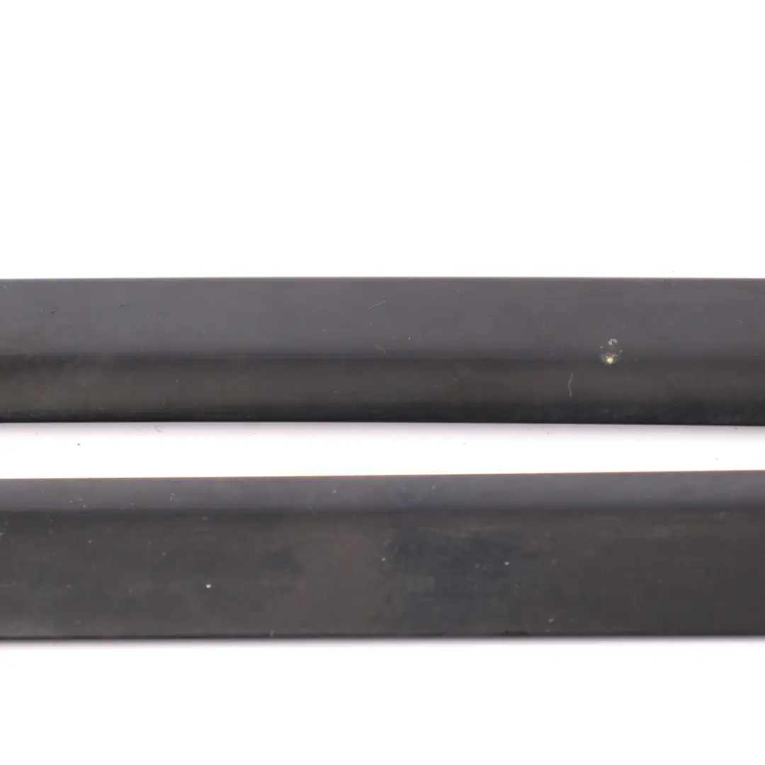 Mercedes CLA 250 X117 Moulure de fenêtre arrière droite gauche Set - SKU A1176930400 - Numéro de pièce A1176730400